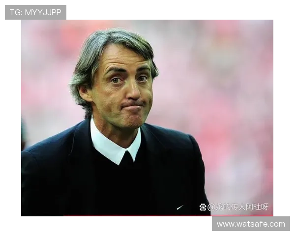 身穿52号足球明星的传奇故事与背后不为人知的奋斗历程