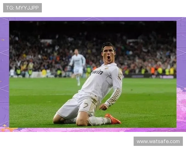 足球明星身材图片女生展现运动魅力与时尚风采的完美结合